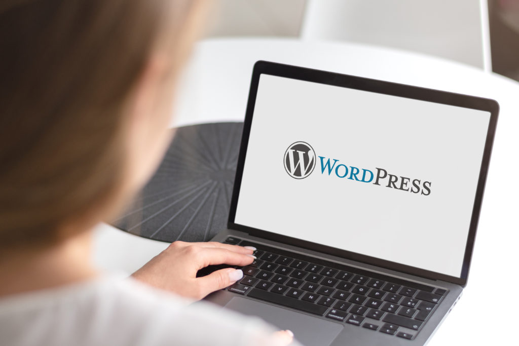 WordPressで構築したWEBサイトは保守運用が必須！アップデートの重要性とリスクについて解説！